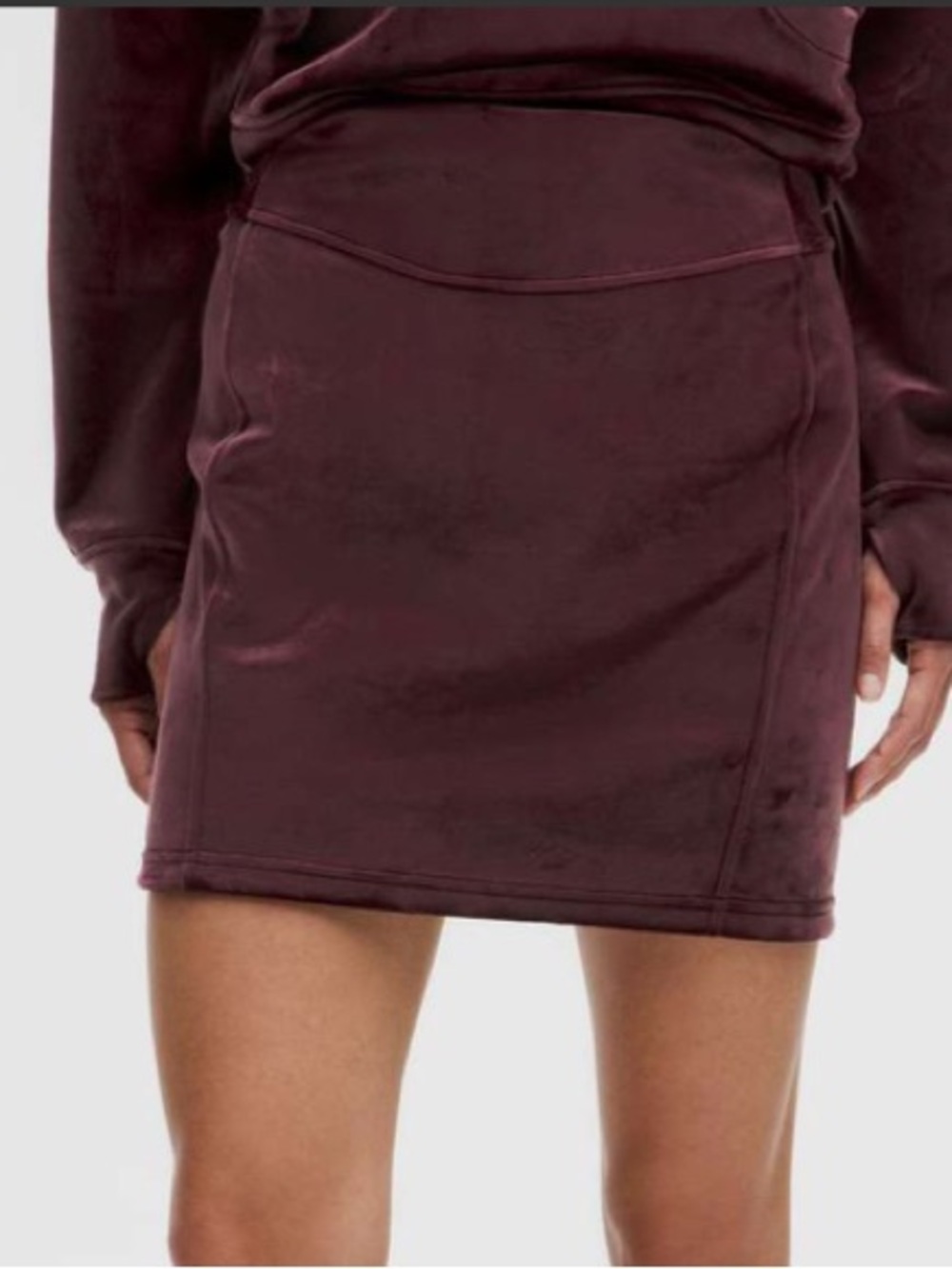 Lululemon Scuba High-Rise Velvet Mini Skirt Garnet Burgundy Size Medium 6-8